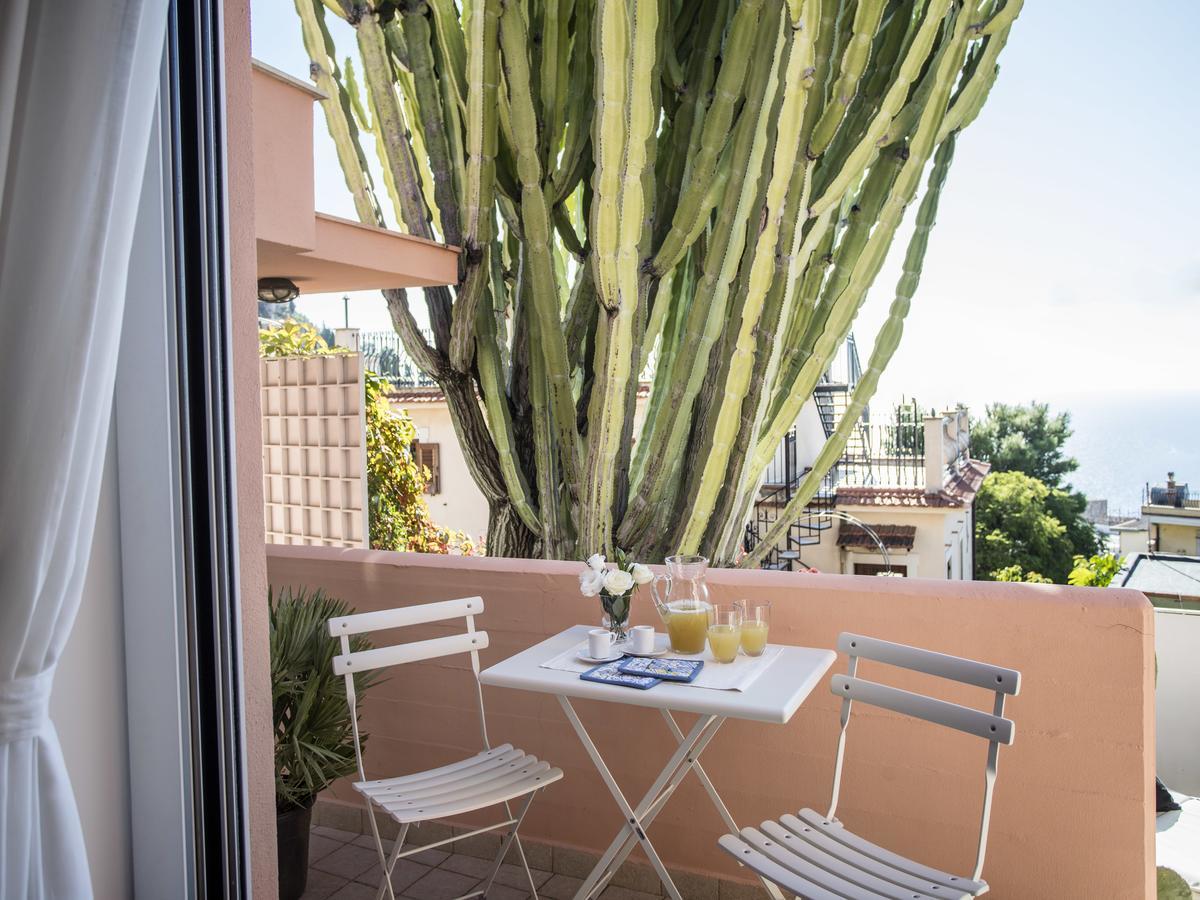 La Malandrina - Apartments & Suites Taormina Luaran gambar